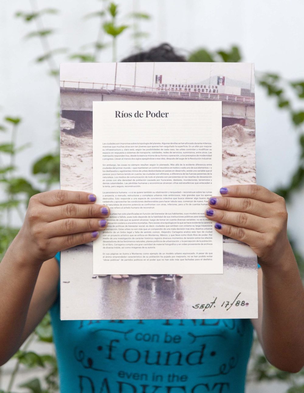 Rivers of Power / Ríos de Poder, Signed